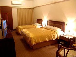 Sin Fu Business Hotel Тайчжун Экстерьер фото